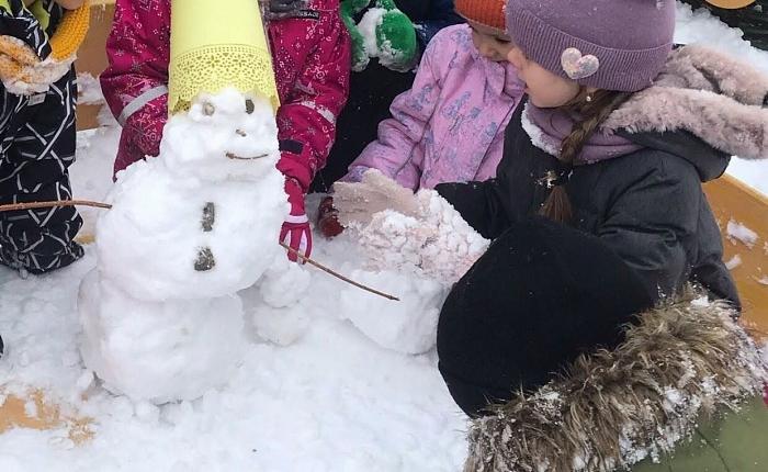 День снеговика в детском саду.
